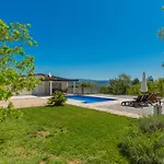 Sanda - Makarska By Guide Grubine